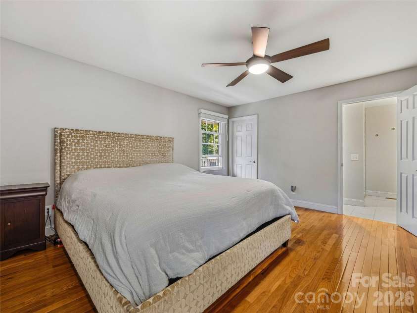531 Bluebird Ridge, Asheville, NC 28804.  MLS# CAR4424625, YatesRealty ID 53994. 