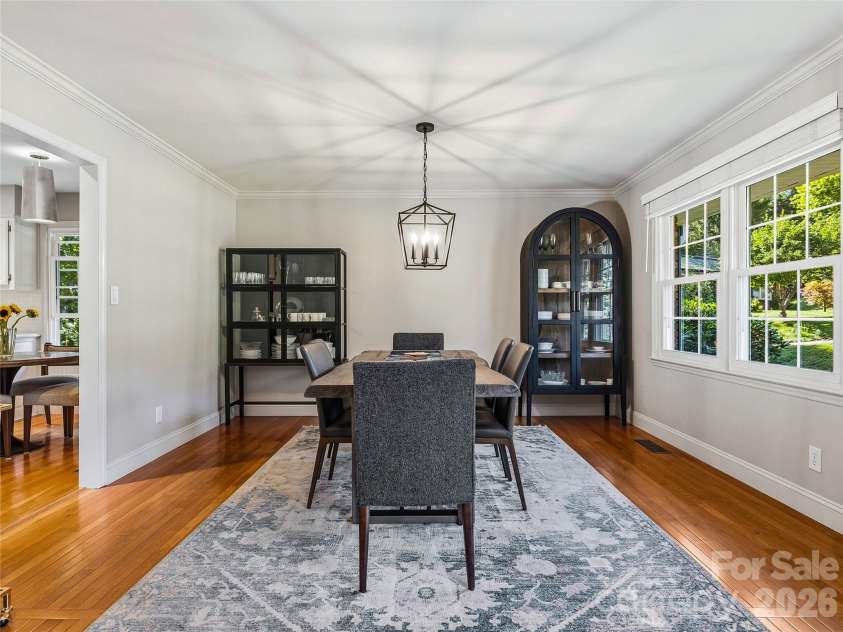 531 Bluebird Ridge, Asheville, NC 28804.  MLS# CAR4424625, YatesRealty ID 53994. Dining room into kitchen.
