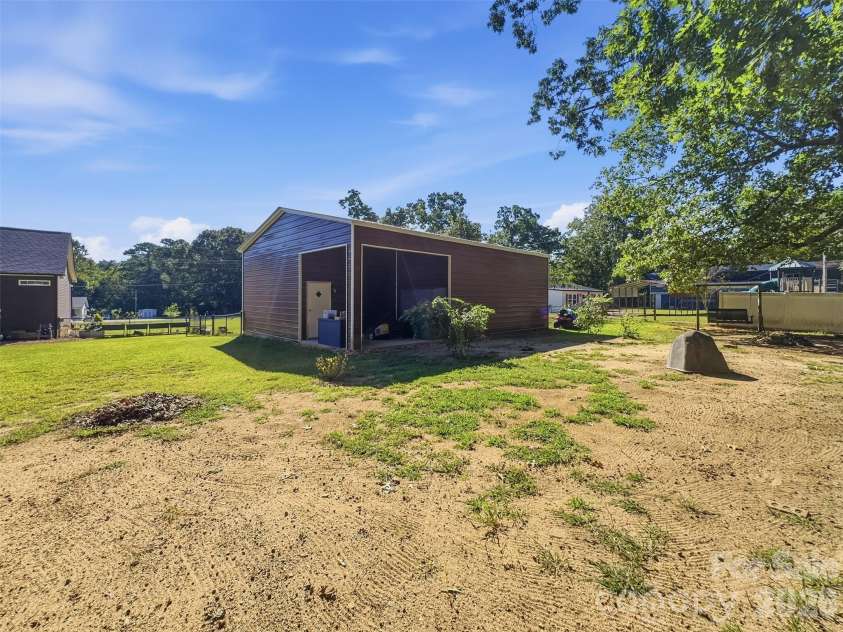 2278 Devine Road, Iron Station, NC 28080.  MLS# CAR4426566, YatesRealty ID 53995. 