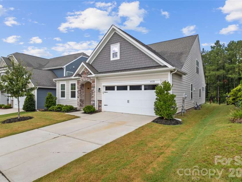4020 Clapton Drive, Lancaster, SC 29720.  MLS# CAR4426441, YatesRealty ID 53996. 