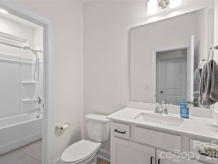 4020 Clapton Drive, Lancaster, SC 29720.  MLS# CAR4426441, YatesRealty ID 53996. Full bath down