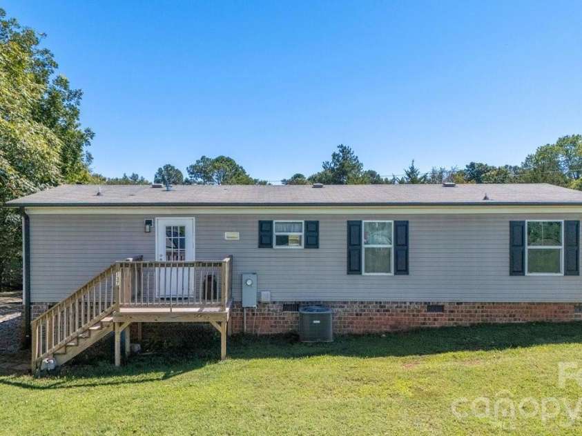 137 Calhoun Road, Stony Point, NC 28678.  MLS# CAR4426600, YatesRealty ID 53998. 
