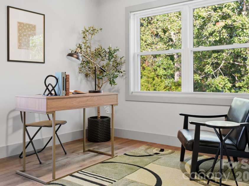 84 Middlemont Avenue, Asheville, NC 28806.  MLS# CAR4423134, YatesRealty ID 53999. 