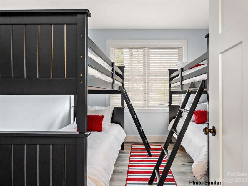 62 Westside Village Road, Fairview, NC 28730.  MLS# CAR4071238, YatesRealty ID 54. 