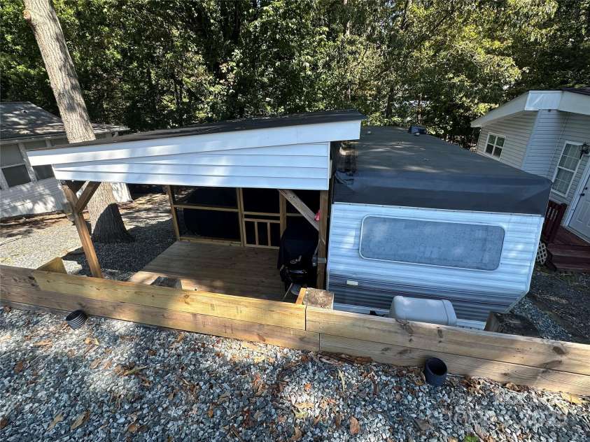 110 Meadowview Circle, New London, NC 28127.  MLS# CAR4305233, YatesRealty ID 540. 