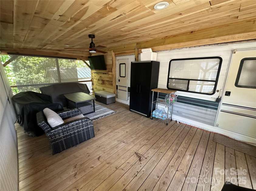 110 Meadowview Circle, New London, NC 28127.  MLS# CAR4305233, YatesRealty ID 540. 