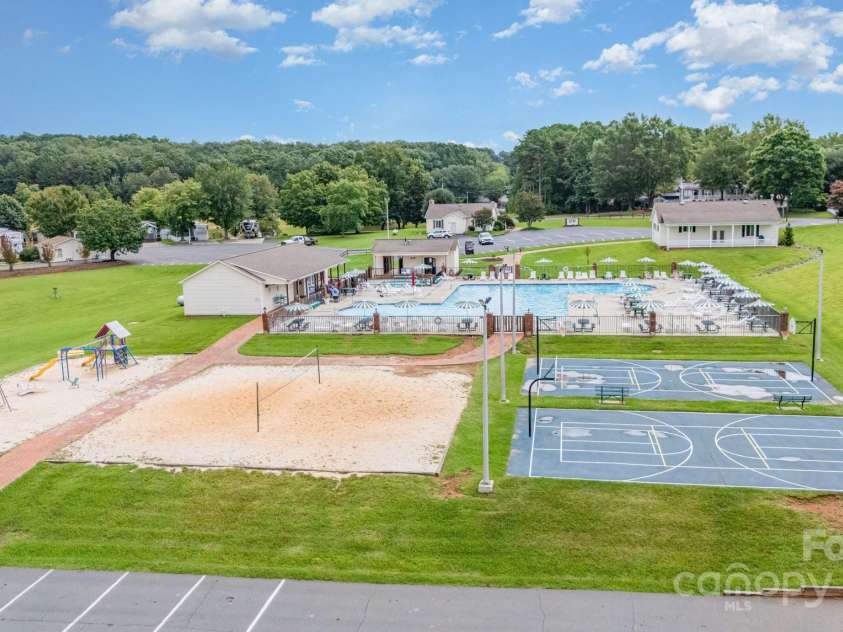 110 Meadowview Circle, New London, NC 28127.  MLS# CAR4305233, YatesRealty ID 540. 