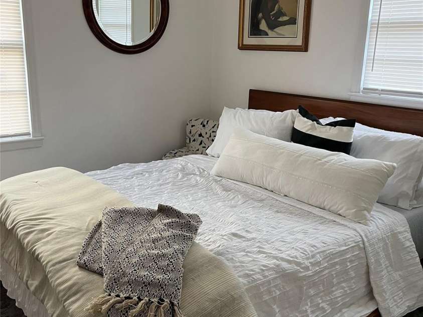 1615 Grovewood Drive, Charlotte, NC 28208.  MLS# CAR4251698, YatesRealty ID 540. Primary Bedroom Lower