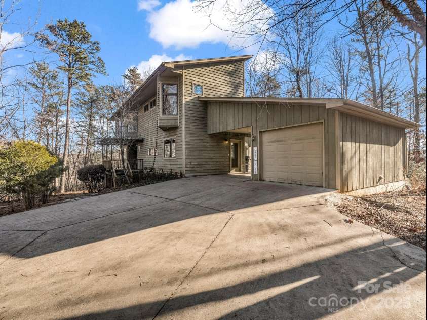171 Wilson Court, Lake Lure, NC 28746.  MLS# CAR4209262, YatesRealty ID 540. 