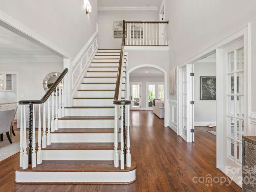 1005 Seminole Drive, Waxhaw, NC 28173.  MLS# CAR4238659, YatesRealty ID 5400. 