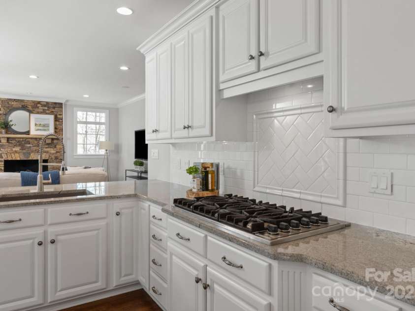 1005 Seminole Drive, Waxhaw, NC 28173.  MLS# CAR4238659, YatesRealty ID 5400. 