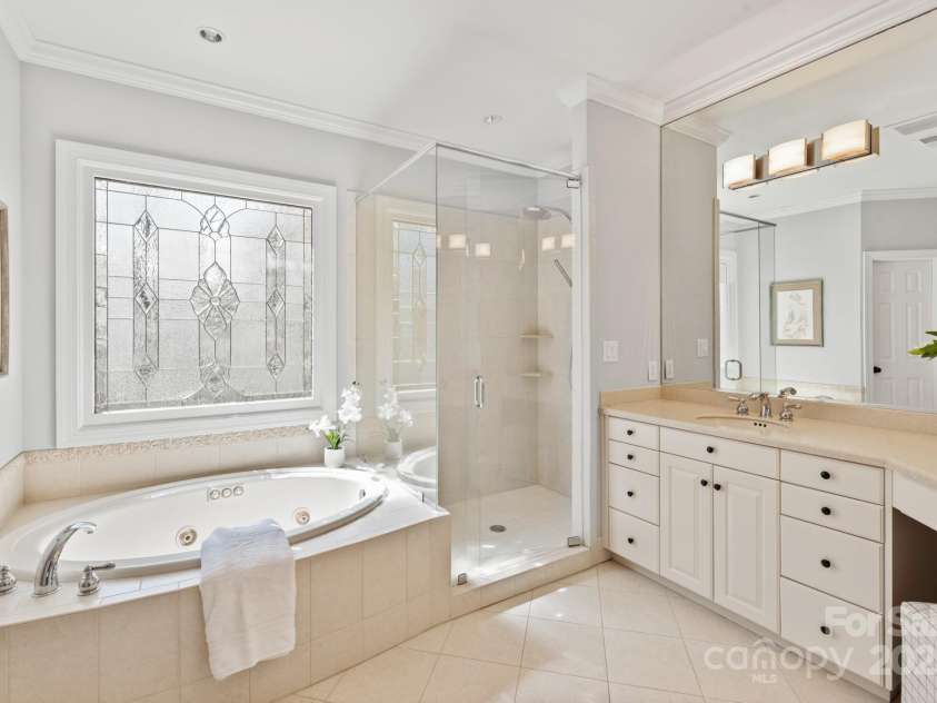 1005 Seminole Drive, Waxhaw, NC 28173.  MLS# CAR4238659, YatesRealty ID 5400. 