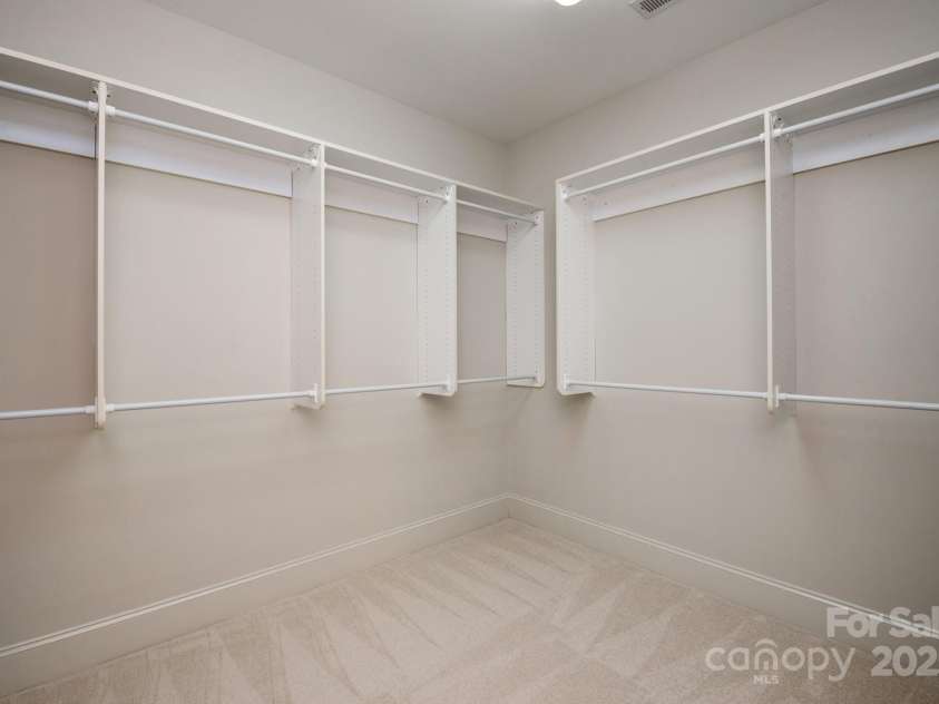 1005 Seminole Drive, Waxhaw, NC 28173.  MLS# CAR4238659, YatesRealty ID 5400. 