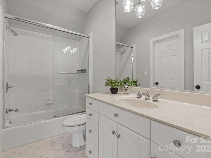 1005 Seminole Drive, Waxhaw, NC 28173.  MLS# CAR4238659, YatesRealty ID 5400. 