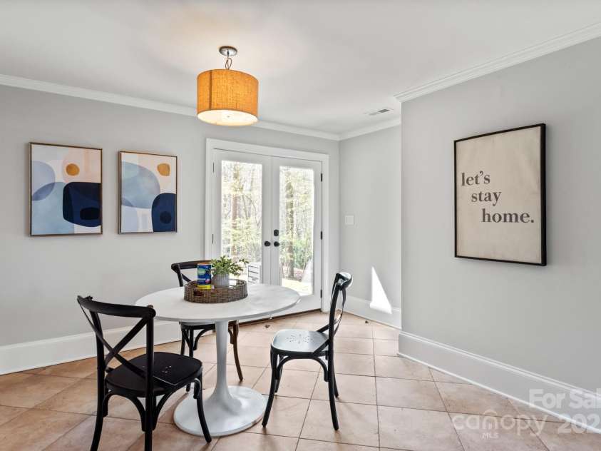 1005 Seminole Drive, Waxhaw, NC 28173.  MLS# CAR4238659, YatesRealty ID 5400. 