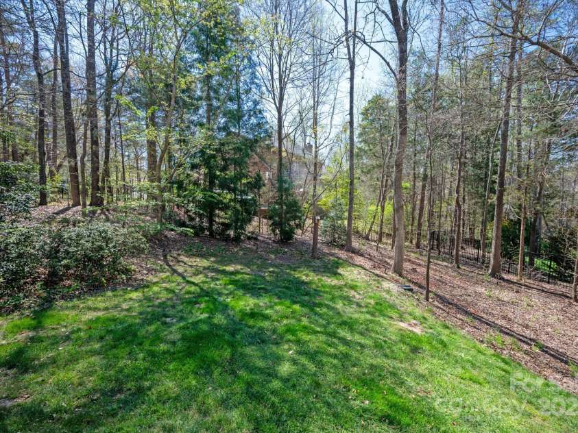 1005 Seminole Drive, Waxhaw, NC 28173.  MLS# CAR4238659, YatesRealty ID 5400. 