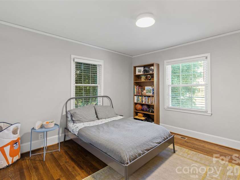 2608 Shenandoah Avenue, Charlotte, NC 28205.  MLS# CAR4423935, YatesRealty ID 54000. Bedroom 1