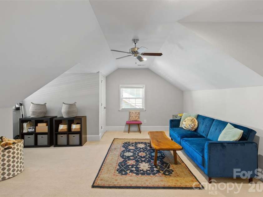 2608 Shenandoah Avenue, Charlotte, NC 28205.  MLS# CAR4423935, YatesRealty ID 54000. Bonus Room