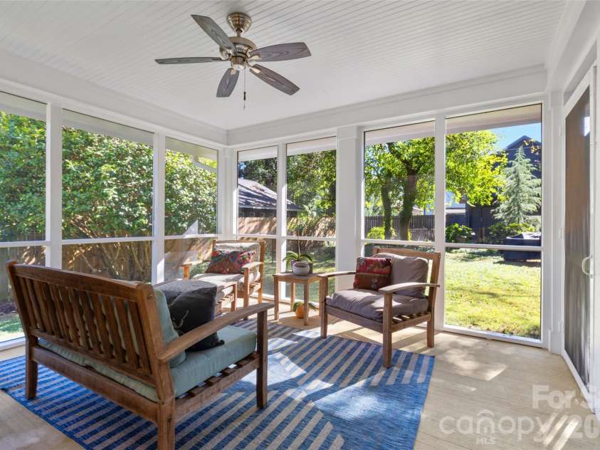 2608 Shenandoah Avenue, Charlotte, NC 28205.  MLS# CAR4423935, YatesRealty ID 54000. Screened Proch