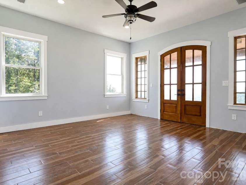 3752 Mountain Vista Drive, Valdese, NC 28655.  MLS# CAR4421721, YatesRealty ID 54003. 