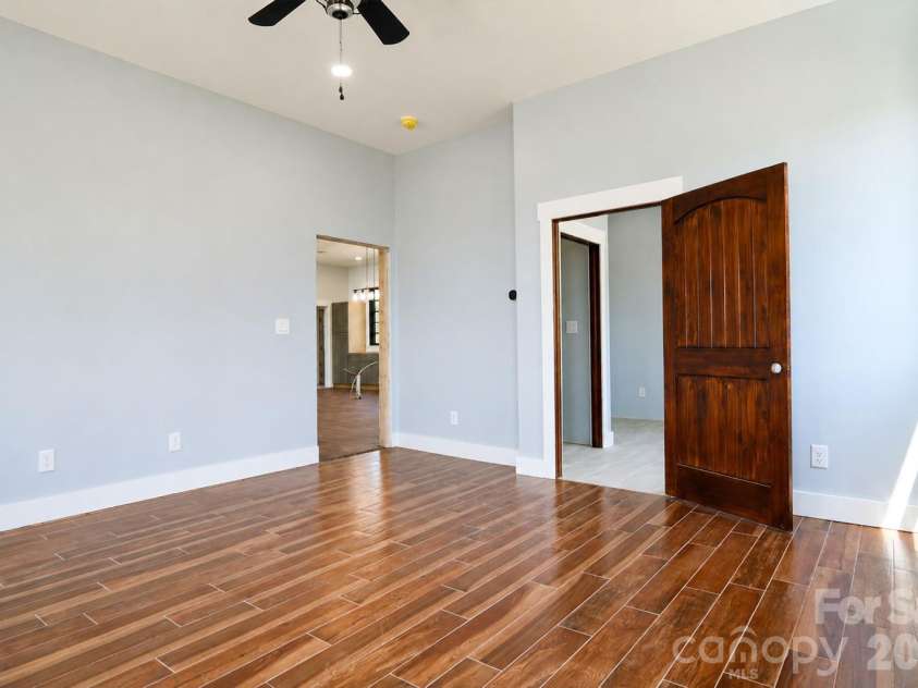 3752 Mountain Vista Drive, Valdese, NC 28655.  MLS# CAR4421721, YatesRealty ID 54003. 