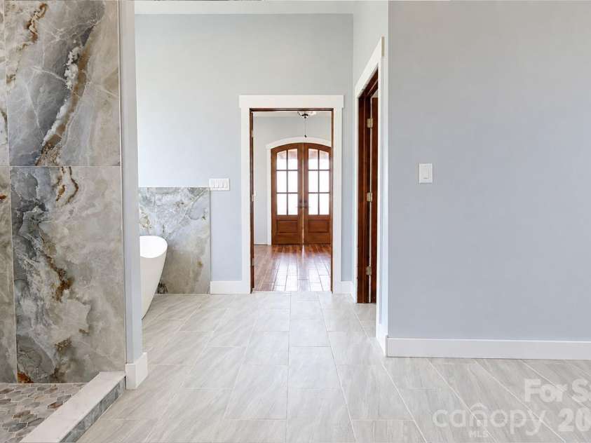3752 Mountain Vista Drive, Valdese, NC 28655.  MLS# CAR4421721, YatesRealty ID 54003. 