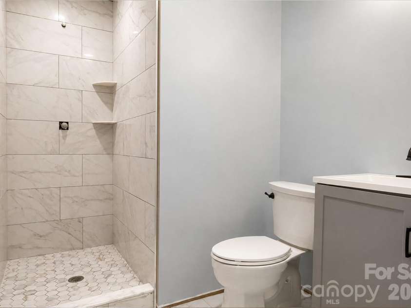 3752 Mountain Vista Drive, Valdese, NC 28655.  MLS# CAR4421721, YatesRealty ID 54003. 