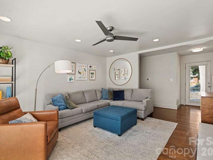 5401 Seacroft Road, Charlotte, NC 28210.  MLS# CAR4421337, YatesRealty ID 54004. 