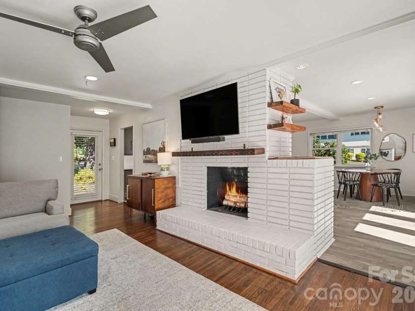 5401 Seacroft Road, Charlotte, NC 28210.  MLS# CAR4421337, YatesRealty ID 54004. 