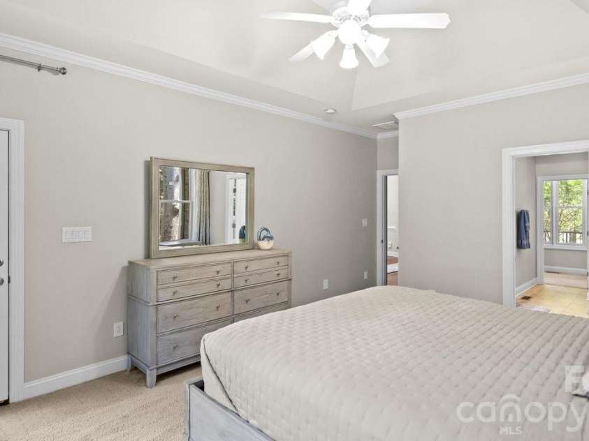 142 Fairway Drive, Mooresville, NC 28117.  MLS# CAR4416164, YatesRealty ID 54005. 