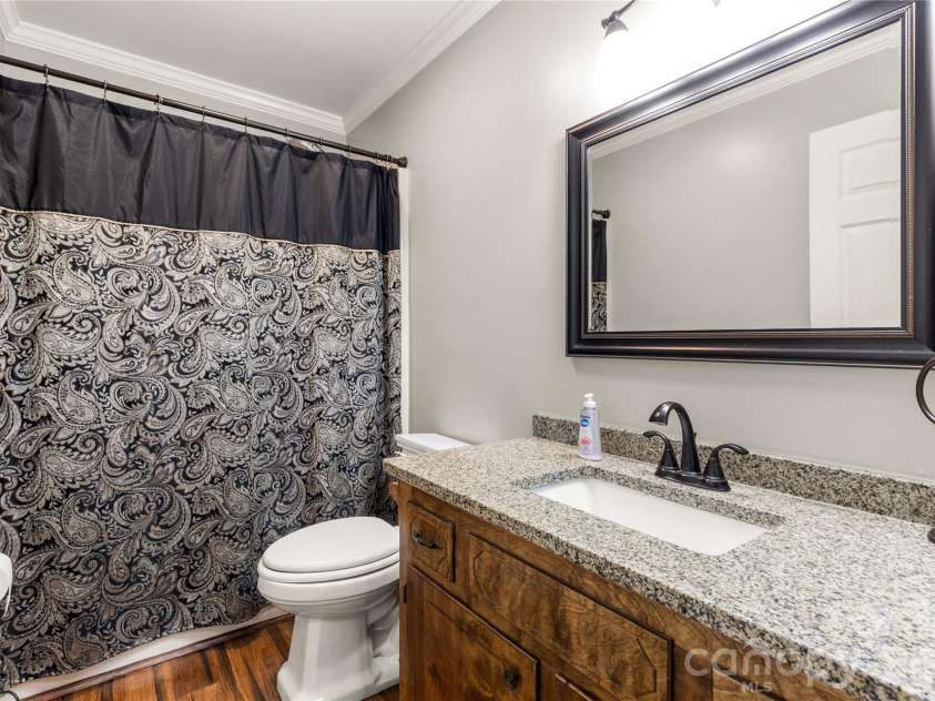 1154 Birchwood Drive, Clover, SC 29710.  MLS# CAR4425698, YatesRealty ID 54009. 2nd Full Bath