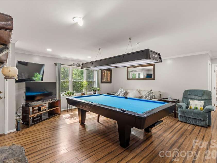 1154 Birchwood Drive, Clover, SC 29710.  MLS# CAR4425698, YatesRealty ID 54009. Living Room