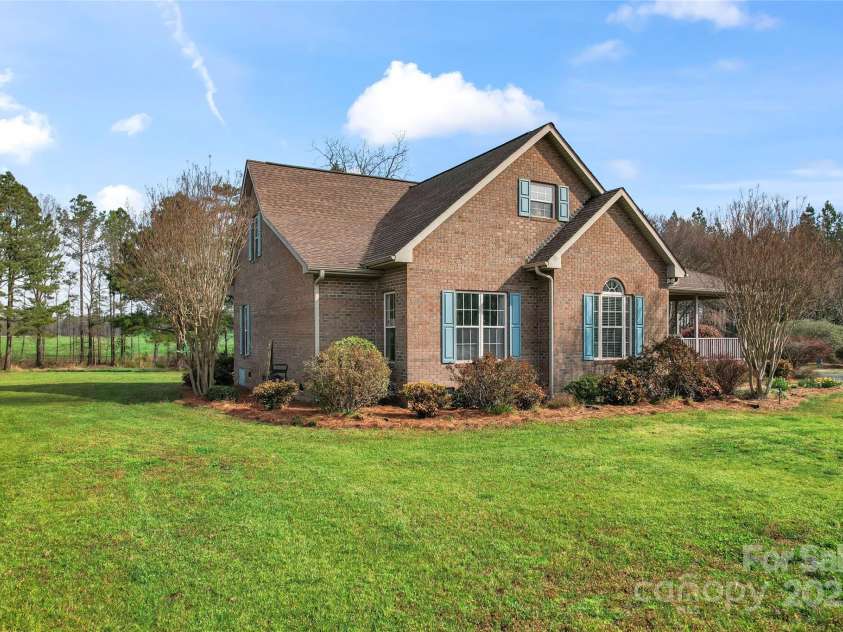 158 White Road, Wadesboro, NC 28170.  MLS# CAR4207343, YatesRealty ID 5401. 