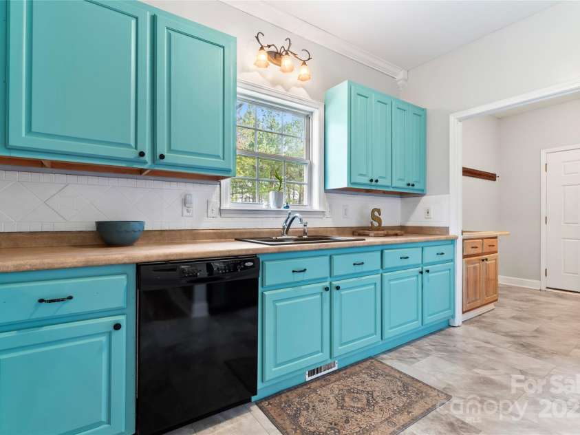 158 White Road, Wadesboro, NC 28170.  MLS# CAR4207343, YatesRealty ID 5401. 