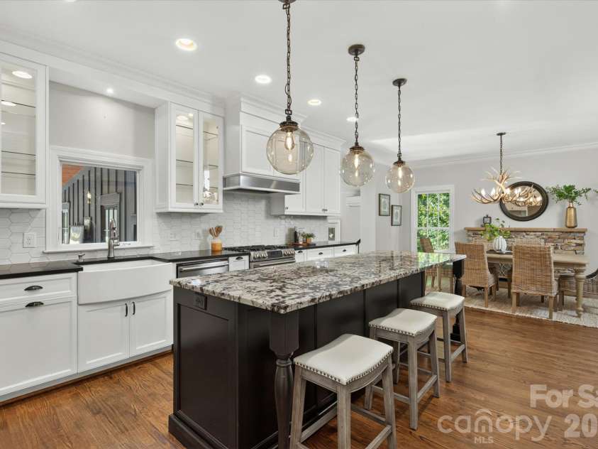 9613 Marvin School Road, Waxhaw, NC 28173.  MLS# CAR4425425, YatesRealty ID 54011. 