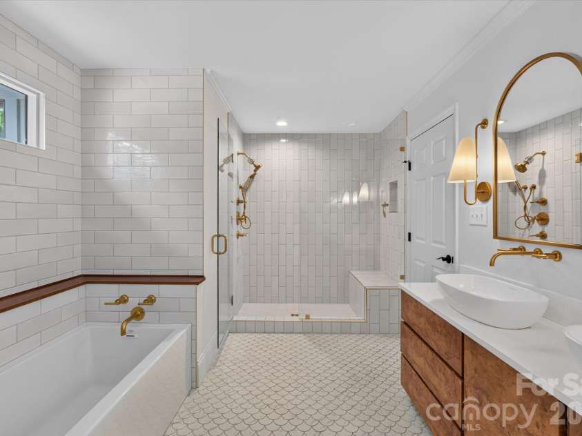 9613 Marvin School Road, Waxhaw, NC 28173.  MLS# CAR4425425, YatesRealty ID 54011. 
