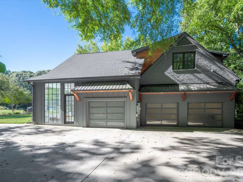 9613 Marvin School Road, Waxhaw, NC 28173.  MLS# CAR4425425, YatesRealty ID 54011. 