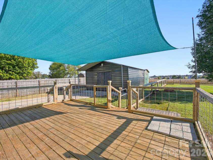 7580 Woodleaf Road, Woodleaf, NC 27054.  MLS# CAR4427833, YatesRealty ID 54012. 