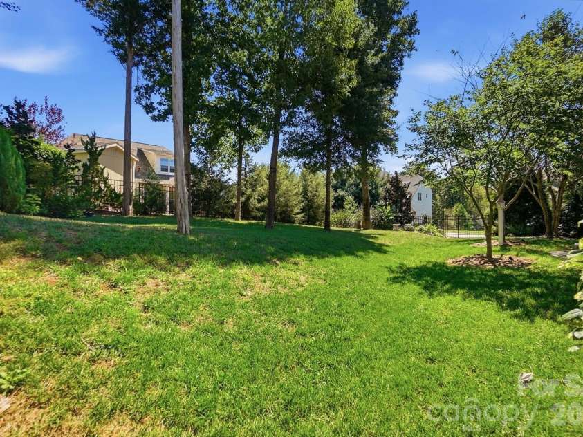 10079 Fox Trotter Lane, Midland, NC 28107.  MLS# CAR4429949, YatesRealty ID 54014. 