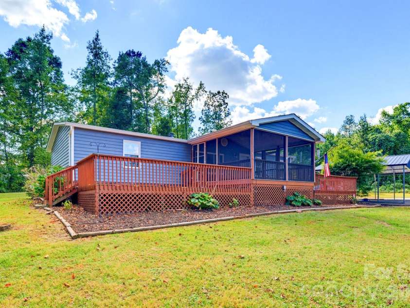 5119 Pine Springs Drive, Bessemer City, NC 28016.  MLS# CAR4430014, YatesRealty ID 54018. 
