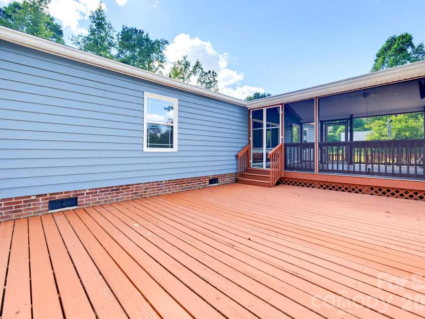 5119 Pine Springs Drive, Bessemer City, NC 28016.  MLS# CAR4430014, YatesRealty ID 54018. 