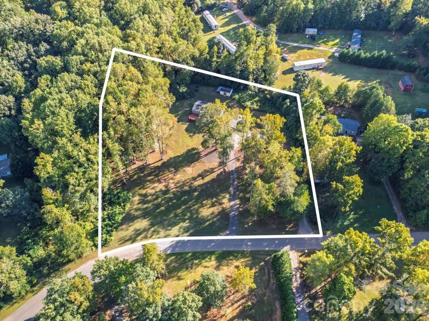 5119 Pine Springs Drive, Bessemer City, NC 28016.  MLS# CAR4430014, YatesRealty ID 54018. 