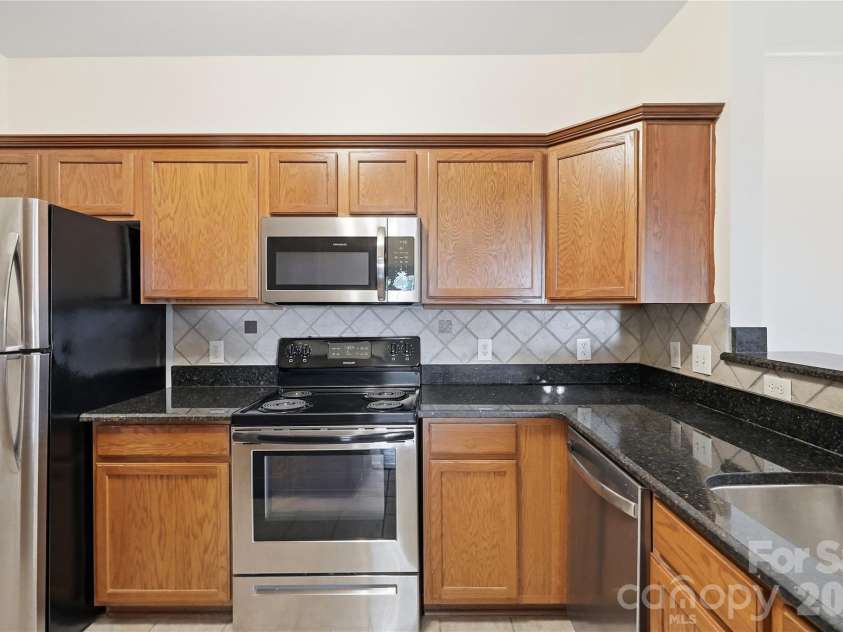 16406 Redstone Mountain Lane, Charlotte, NC 28277.  MLS# CAR4429830, YatesRealty ID 54019. 