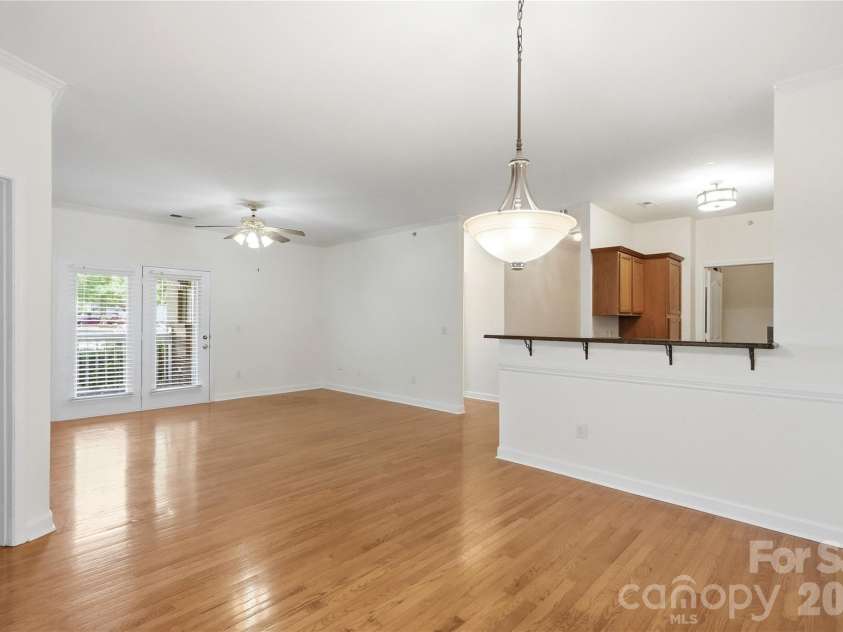 16406 Redstone Mountain Lane, Charlotte, NC 28277.  MLS# CAR4429830, YatesRealty ID 54019. Large open living area