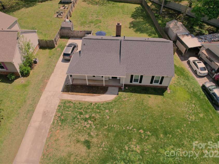 7428 beaufort Circle, Charlotte, NC 28227.  MLS# CAR4245860, YatesRealty ID 5402. 