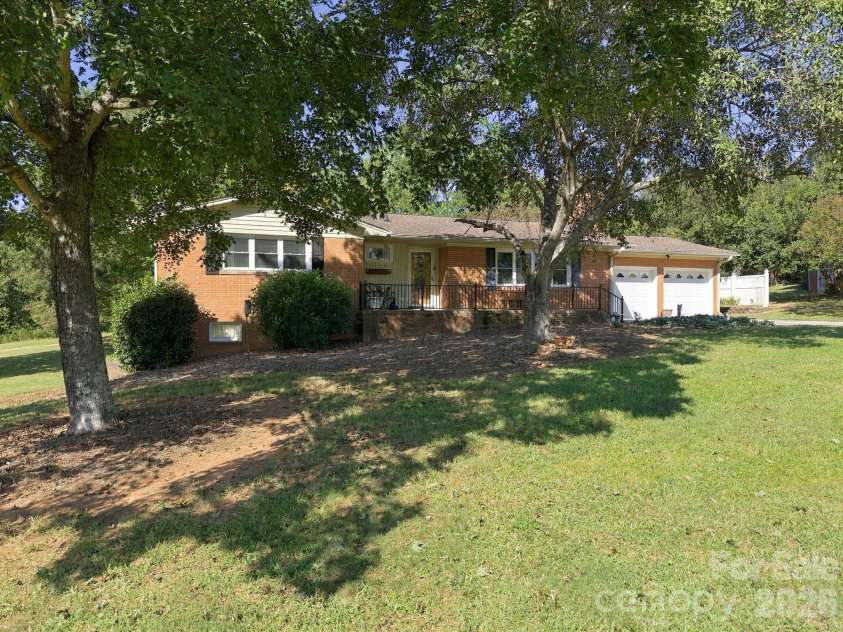 82 Henderson Street, Badin, NC 28009.  MLS# CAR4430106, YatesRealty ID 54020. 