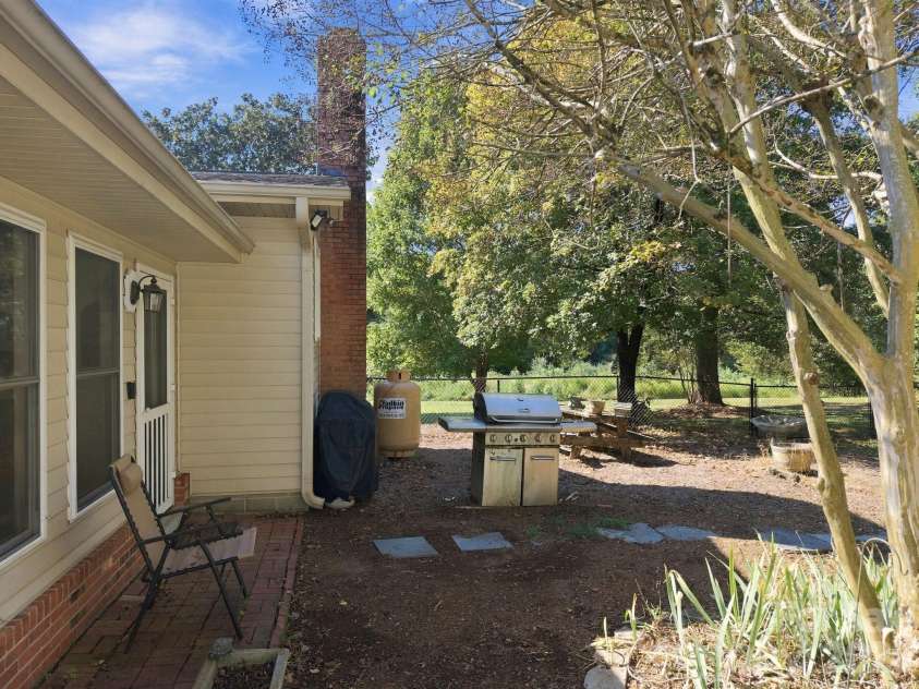 82 Henderson Street, Badin, NC 28009.  MLS# CAR4430106, YatesRealty ID 54020. 