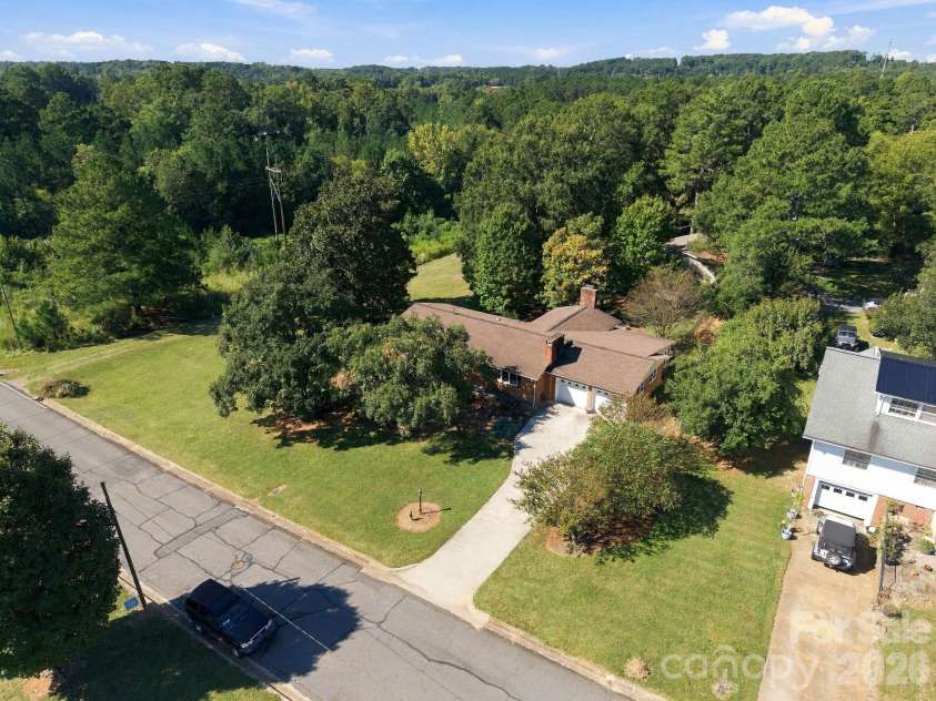 82 Henderson Street, Badin, NC 28009.  MLS# CAR4430106, YatesRealty ID 54020. 
