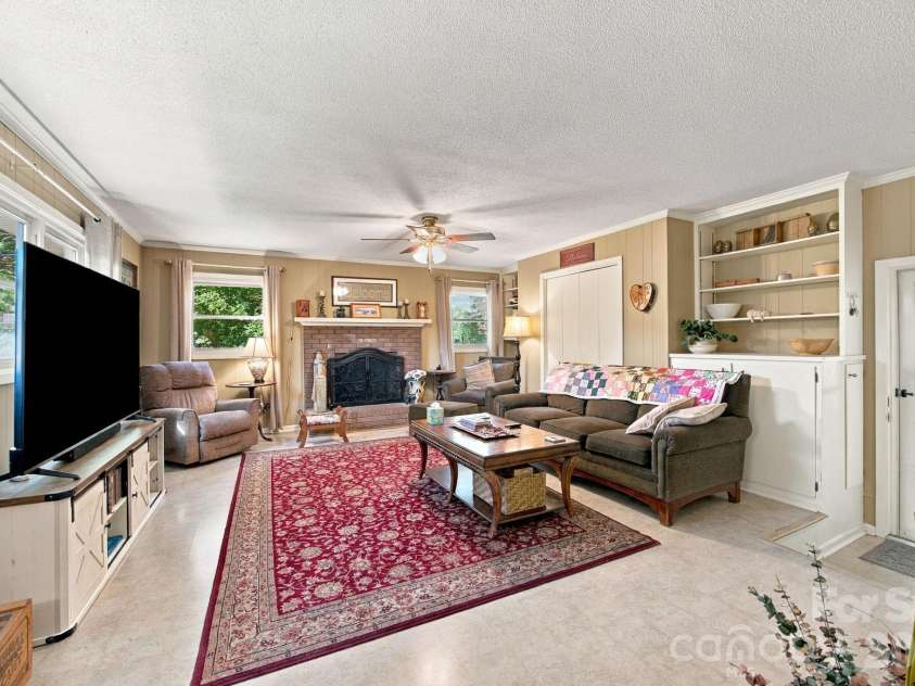 82 Henderson Street, Badin, NC 28009.  MLS# CAR4430106, YatesRealty ID 54020. 