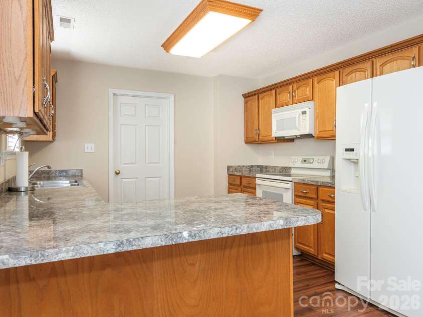 8415 Quail Hollow Drive, Harrisburg, NC 28075.  MLS# CAR4424111, YatesRealty ID 54022. 